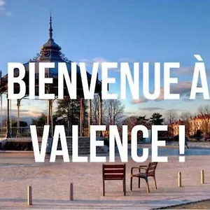 Moderne Neuf F2 Centre Valence (Drome)