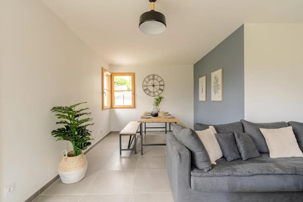 Talloires Village, Lac D'Annecy, Residence Recente 4 Etoiles Apartment